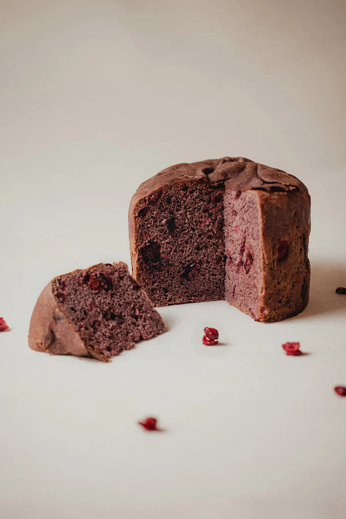 Panetón Frutos del Valle de maíz morado, con cranberries